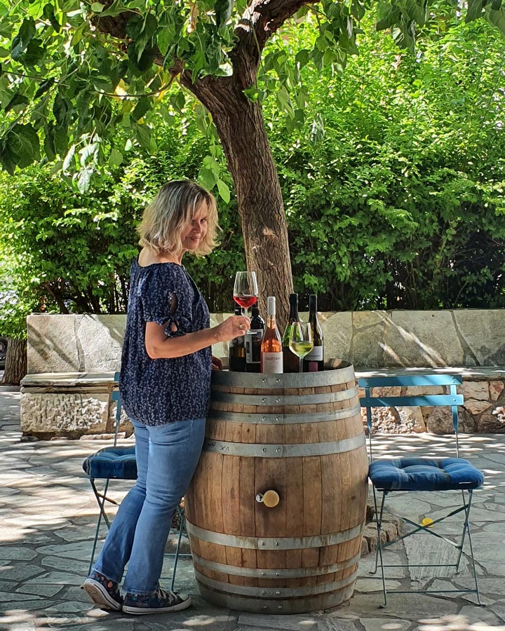 Wine with Eleni wine bar - Αθήνα